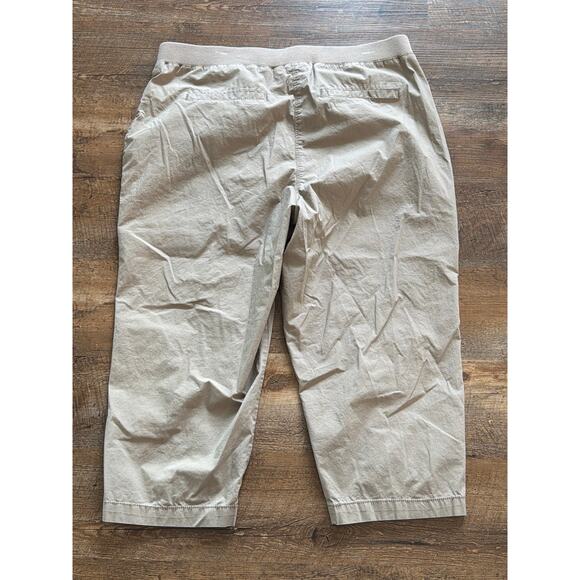 Chico's khaki cotton blend capri pants chico's 2, US 12 - Picture 2 of 7
